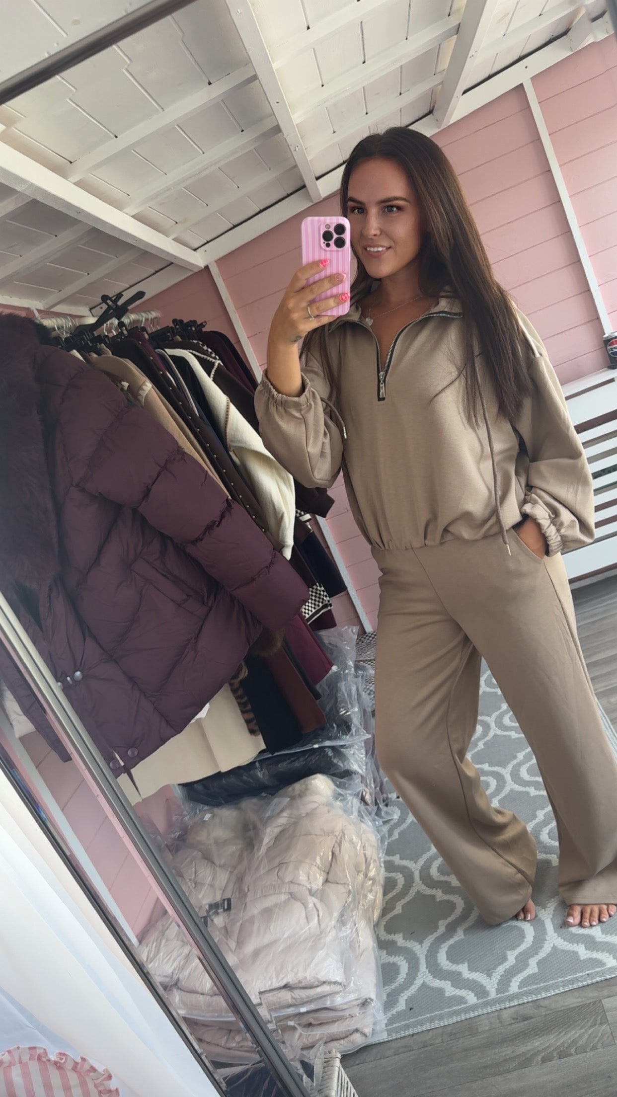The ‘Mia’ Set