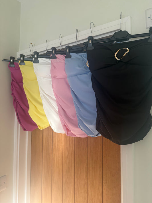 Slinky Material Strapless Top