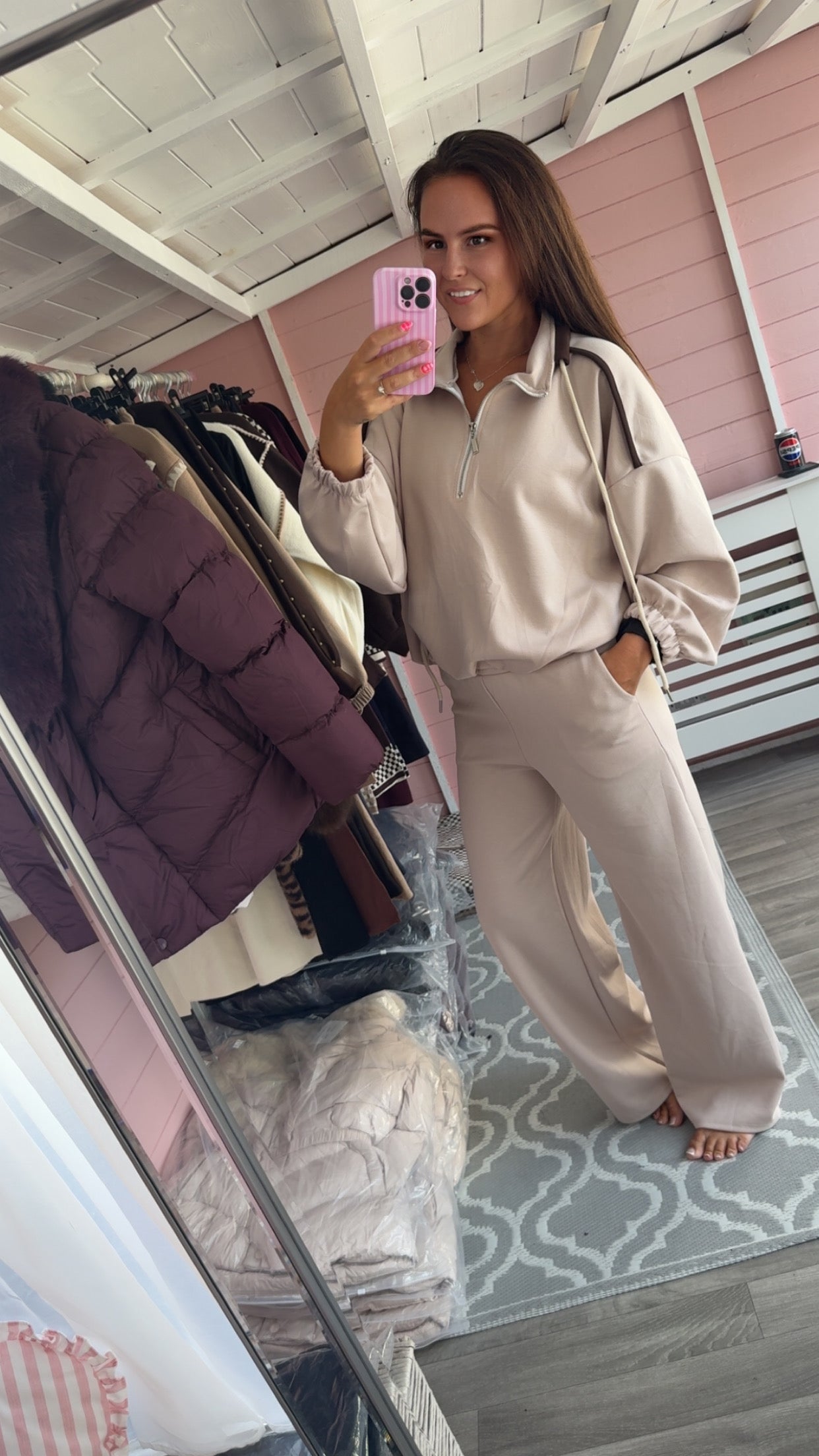 The ‘Mia’ Set