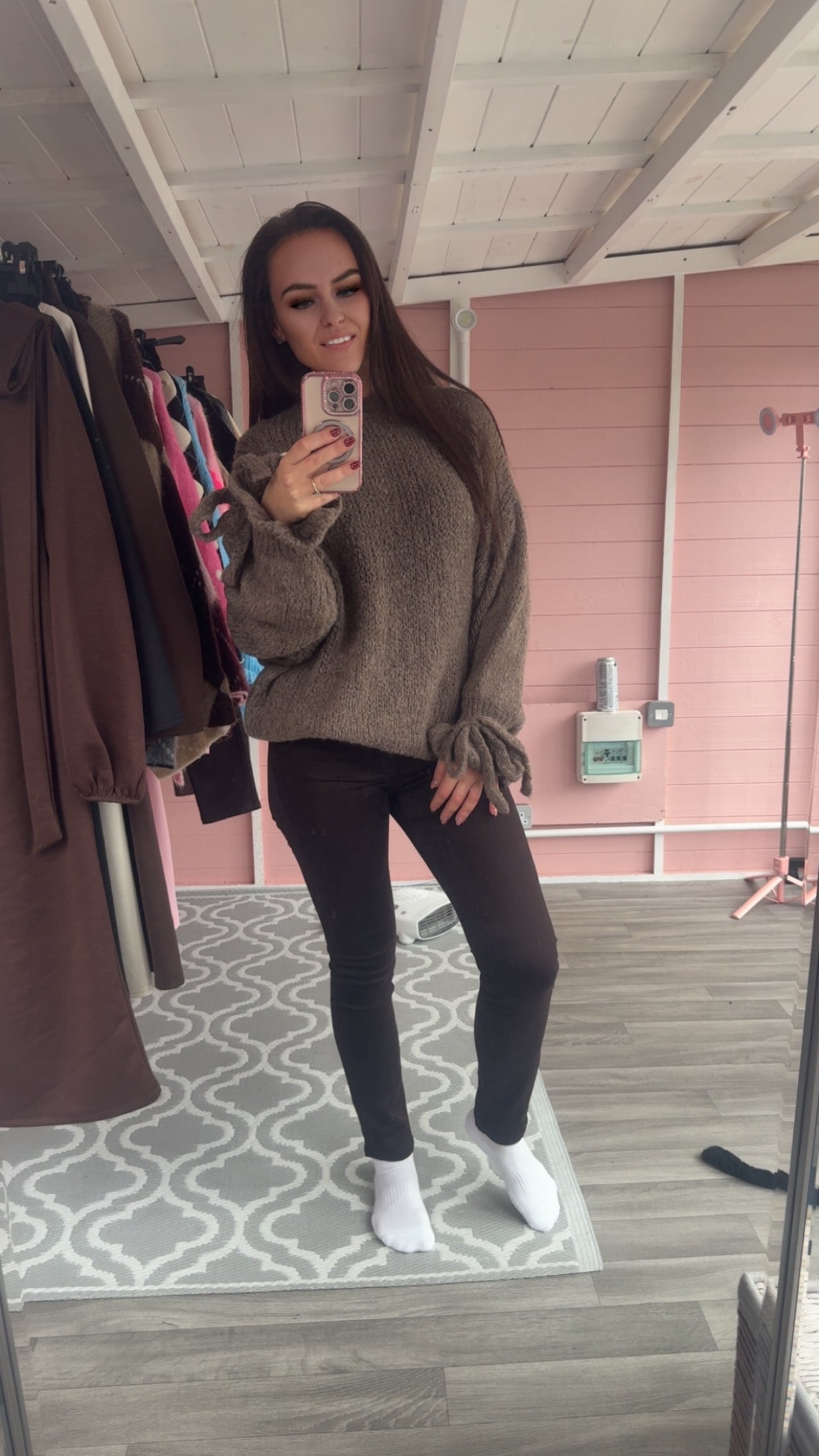 CHOCOLATE Mid Rise Jeans